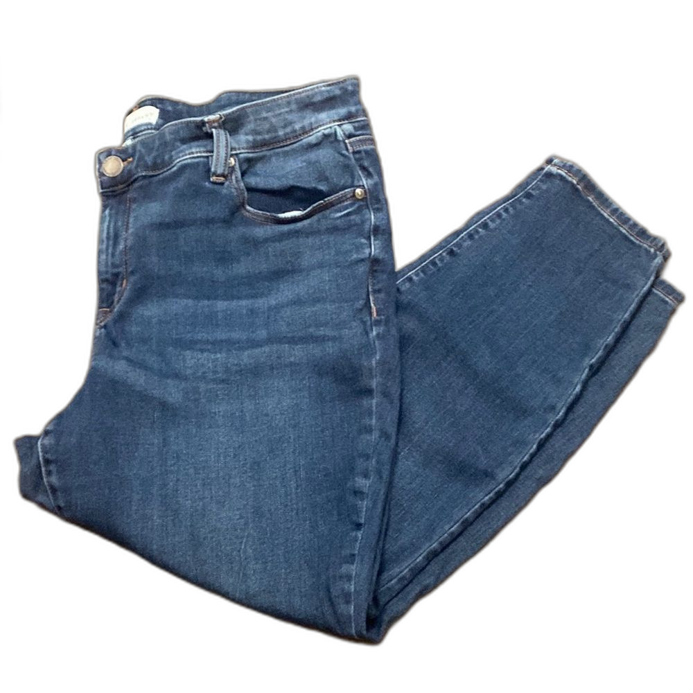 Sold - Picture 2 of 8